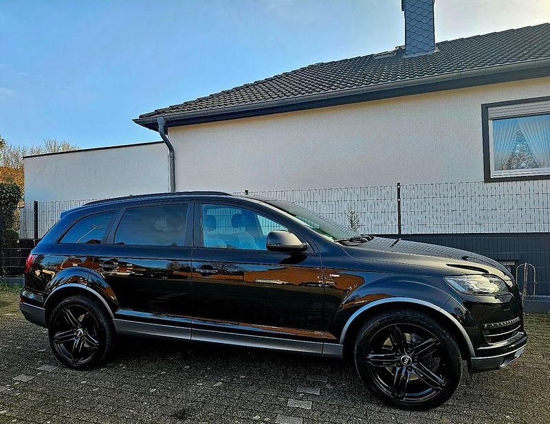 Gebraucht Audi Q7 Ambiente 245 PS (180 kW) 2014 Schwarz SUV