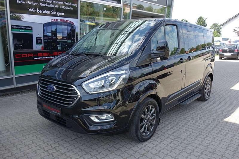 Shadow black Gebraucht 2018 Ford Tourneo Custom Titanium Van / Kleinbus | 27.800 € (Fairer Preis) - Bild 1/4
