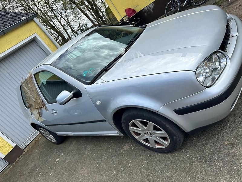 Gebraucht VW Golf IV 75 PS (55 kW) 2003 Grau Limousine