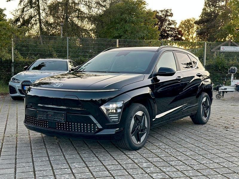 Gebraucht 2024 Hyundai Kona Trend SUV | 28.299 € (Guter Preis) - Bild 1/4