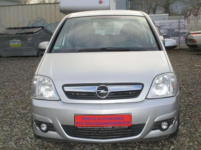Gebraucht Opel Meriva Edition 101 PS (74 kW) 2008 Starsilber iii m2 Van / Kleinbus