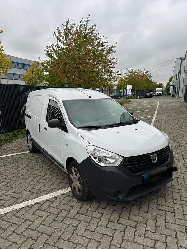 Weiß Gebraucht 2019 Dacia Dokker Express Van | 8.999 € (Fairer Preis) - Bild 1/4