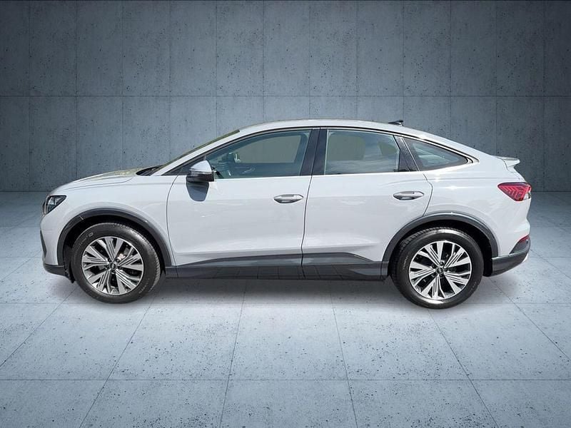 Gebraucht Audi Q4 Sportback e-tron Ambiente 125 kW (170 PS) 2022 Kieselgrau SUV