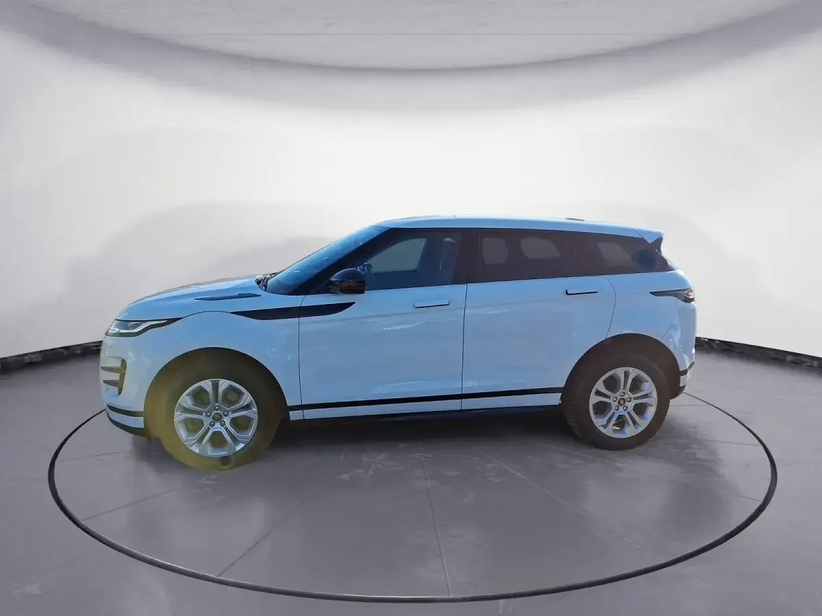 Second-hand Land Rover Range Rover evoque SE Dynamic 163 CP (119 kW) 2023 SUV