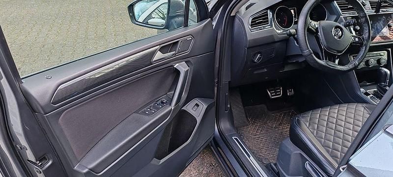 Grau Gebraucht 2019 VW Tiguan Allspace SUV | 22.999 € (Guter Preis) - Bild 1/4