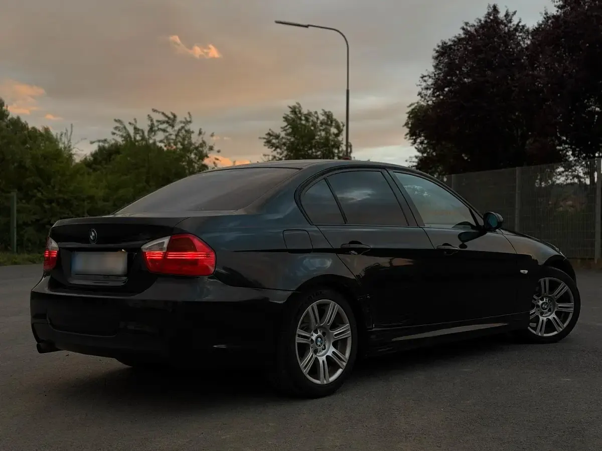 Gebraucht BMW 320 M Sport 150 PS (110 kW) 2005 Schwarz Limousine