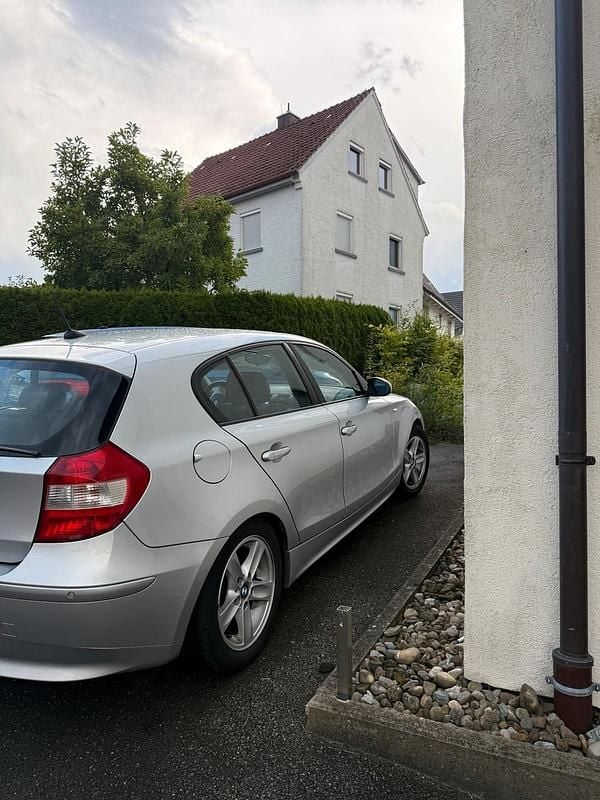 Gebraucht BMW 118 129 PS (94 kW) 2005 Grau Kleinwagen