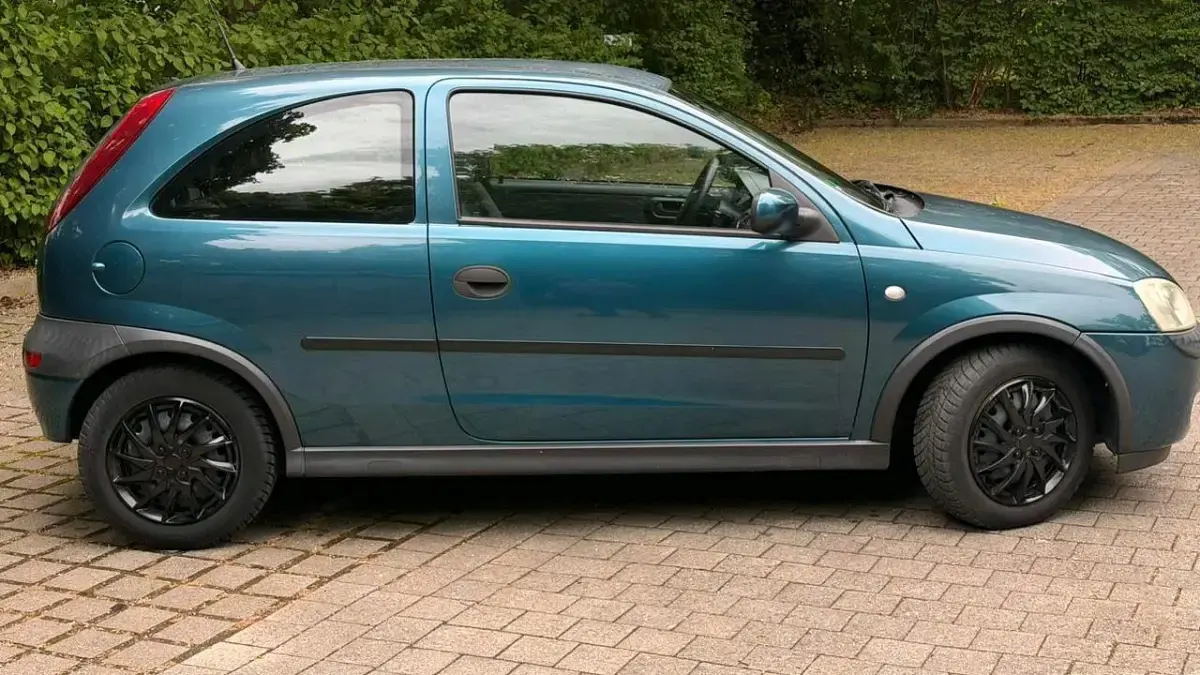 Gebraucht Opel Corsa 75 PS (55 kW) 2003 Grün Kleinwagen