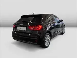 Neu Audi A1 116 PS (85 kW) 2026 Schwarz (mythosschwarz metallic) SUV