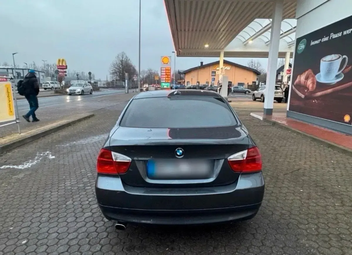 Usata BMW 320 150 CV (110 kW) 2007 Andere farben Berlina