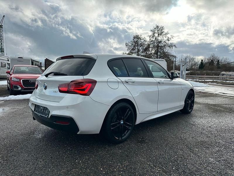 Gebraucht BMW 118 M Sport 136 PS (100 kW) 2019 Weiß Kleinwagen