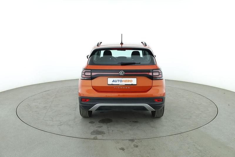 Gebraucht VW T-Cross 95 PS (69 kW) 2020 Orange SUV