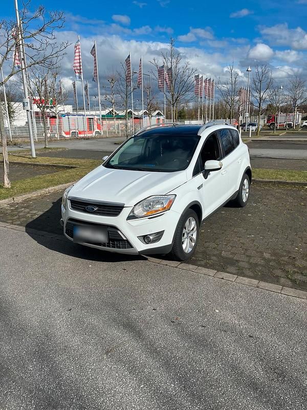 Gebraucht Ford Kuga 200 PS (147 kW) 2010 Weiß SUV