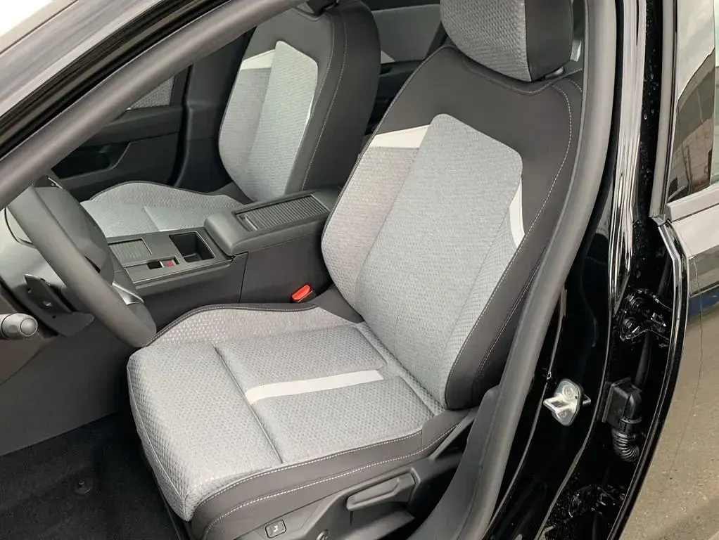 Nowe Opel Astra Edition 145 KM (106 kW) 2026 Czarny Sedan/Limuzyna