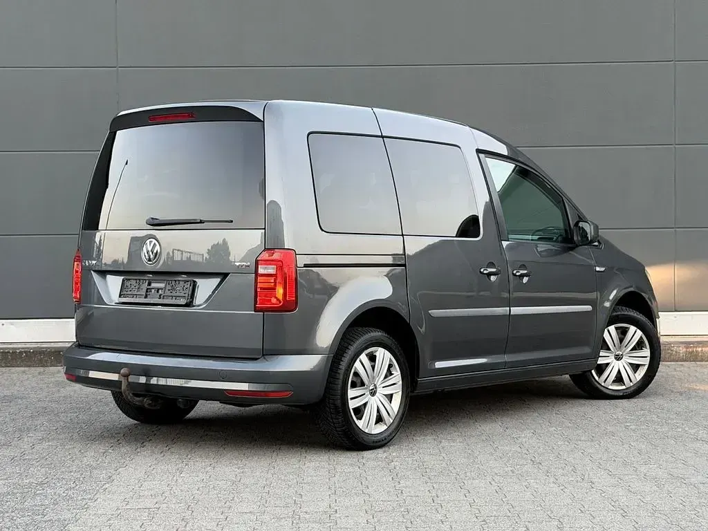 Gebraucht VW Caddy Trendline 150 PS (110 kW) 2017 Indiumgrau metallic Van / Kleinbus