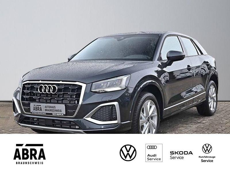 Grau Gebraucht 2024 Audi Q2 Advanced SUV | 28.450 € (Guter Preis) - Bild 1/4