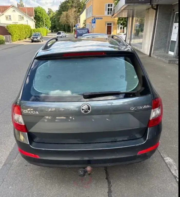 Gebraucht Skoda Octavia Active 150 PS (110 kW) 2017 Kombi