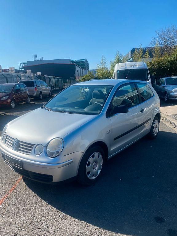 Gebraucht VW Polo Basis 75 PS (55 kW) 2003 Limousine