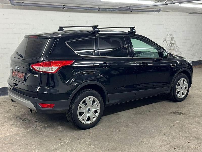 Gebraucht Ford Kuga Trend 150 PS (110 kW) 2016 Schwarz SUV