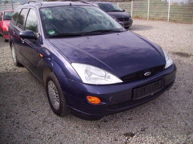 Gebraucht Ford Focus Finesse 116 PS (85 kW) 2001 Blau metallic Kombi