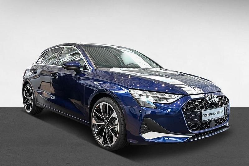 Gebraucht Audi A3 Advanced Plus 150 PS (110 kW) 2024 Navarrablau Limousine