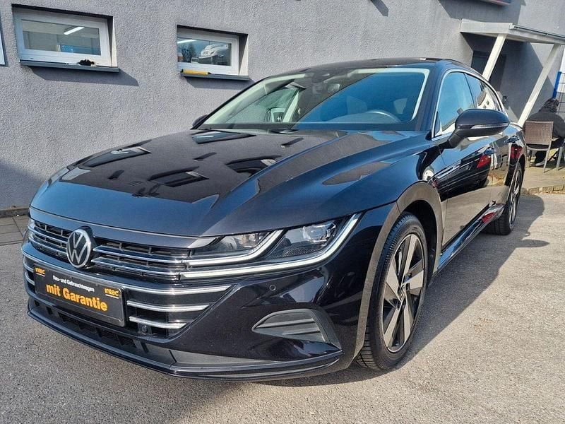 Second-hand VW Arteon 150 CP (110 kW) 2023 Negru Coupe
