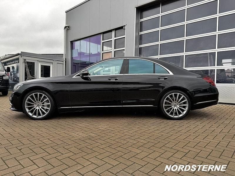 Gebraucht Mercedes S560 469 PS (344 kW) 2018 Obsidianschwarz  lack Limousine