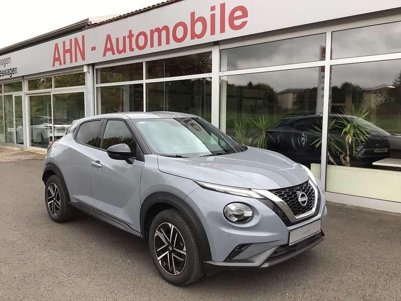 Grau Gebraucht 2024 Nissan Juke N-Connecta SUV | 19.890 € (Fairer Preis) - Bild 1/4