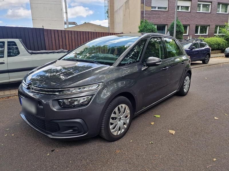 Grau Gebraucht 2018 Citroën C4 SpaceTourer Live Van / Kleinbus | 7.500 € (Fairer Preis) - Bild 1/4