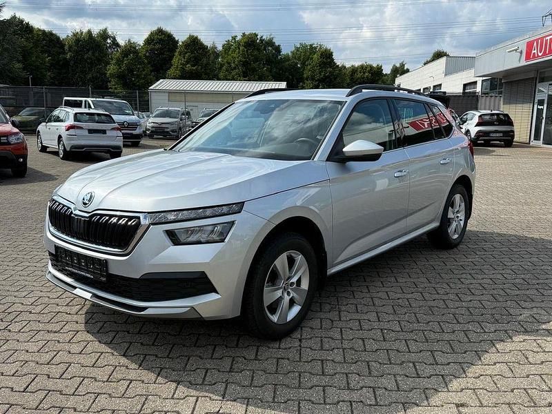 Gebraucht Skoda Kamiq 110 PS (80 kW) 2024 Brilliantsilber metallic (metallic) SUV