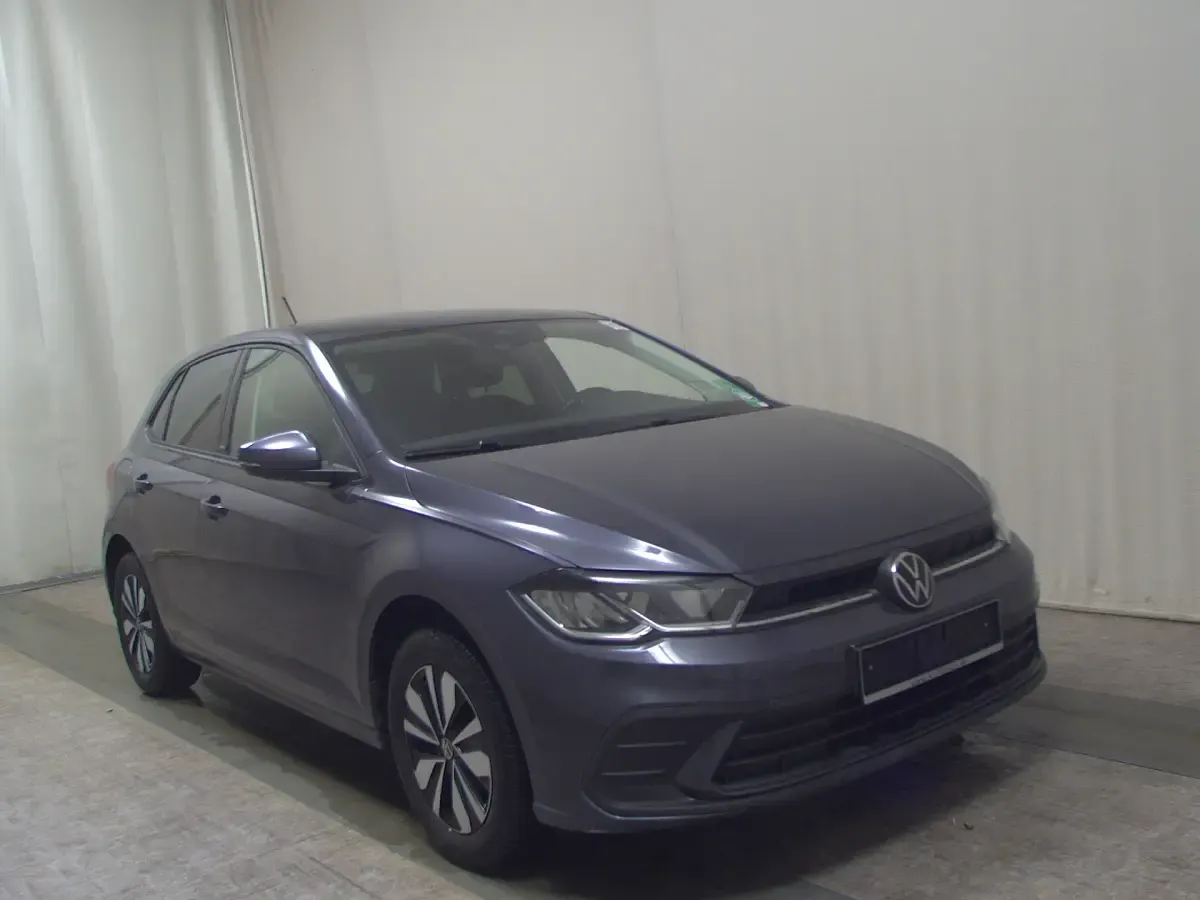 Gebraucht VW Polo Move 80 PS (58 kW) 2024 Grau Kleinwagen