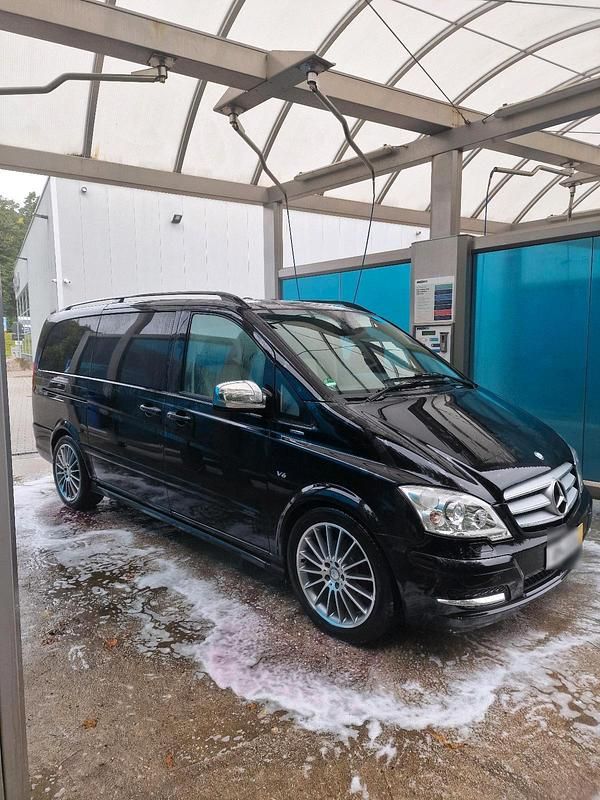 Gebraucht Mercedes Viano 224 PS (164 kW) 2012 Schwarz Van / Kleinbus