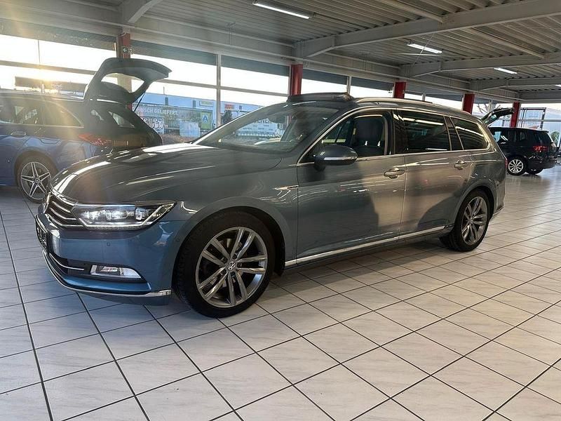 Gebraucht VW Passat Highline 190 PS (139 kW) 2015 Blau Kombi