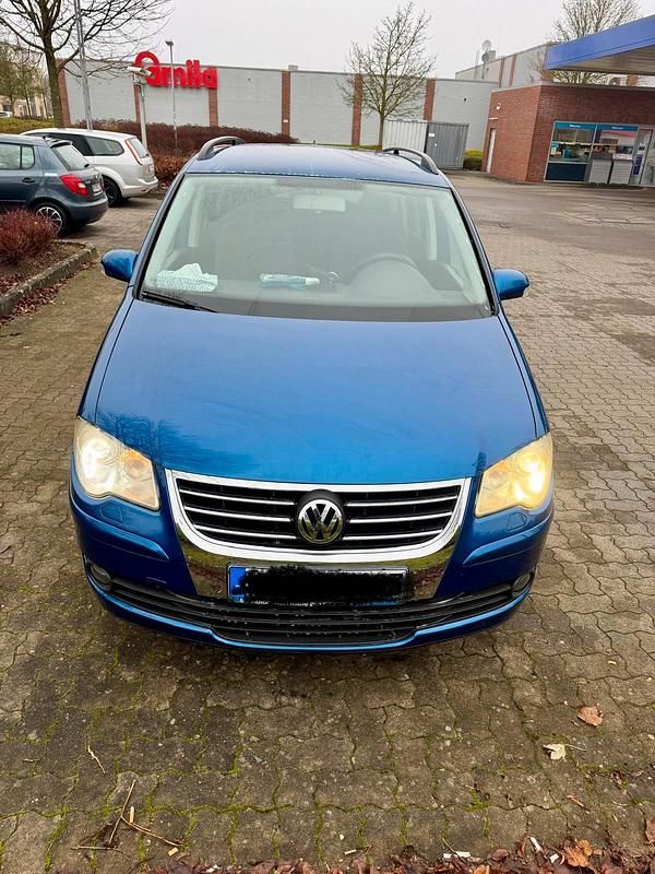 Gebraucht VW Touran 140 PS (102 kW) 2007 Blau Van / Kleinbus