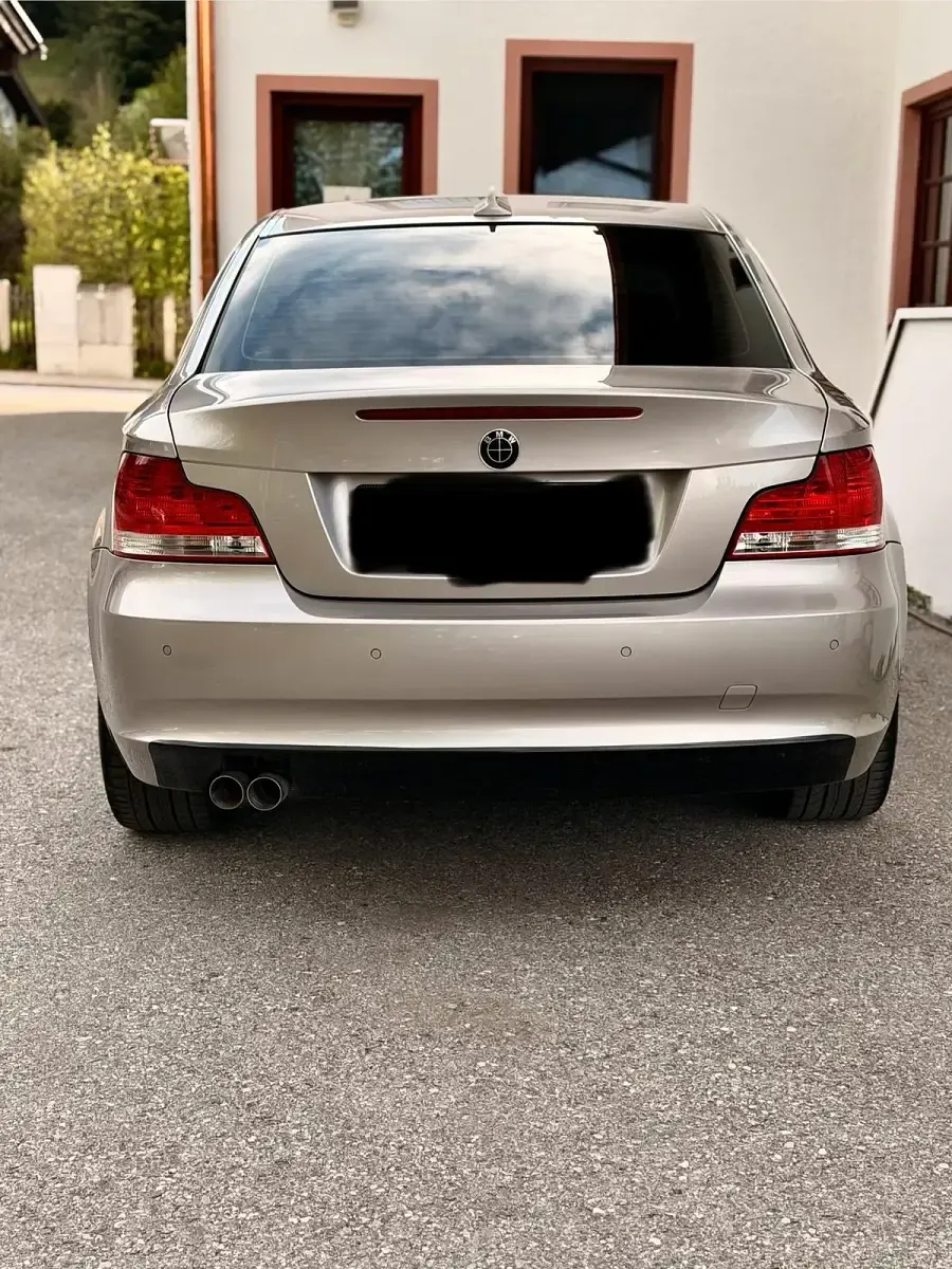 Gebraucht BMW 120 Coupé 177 PS (130 kW) 2009 Gold Coupé