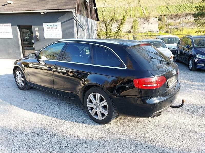 Gebraucht Audi A4 Ambiente 170 PS (125 kW) 2010 Schwarz Kombi