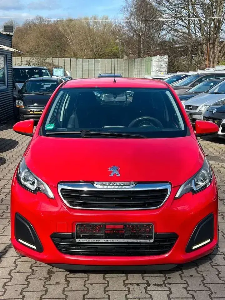 Gebraucht Peugeot 108 Active Top 69 PS (50 kW) 2015 Rot Kleinwagen