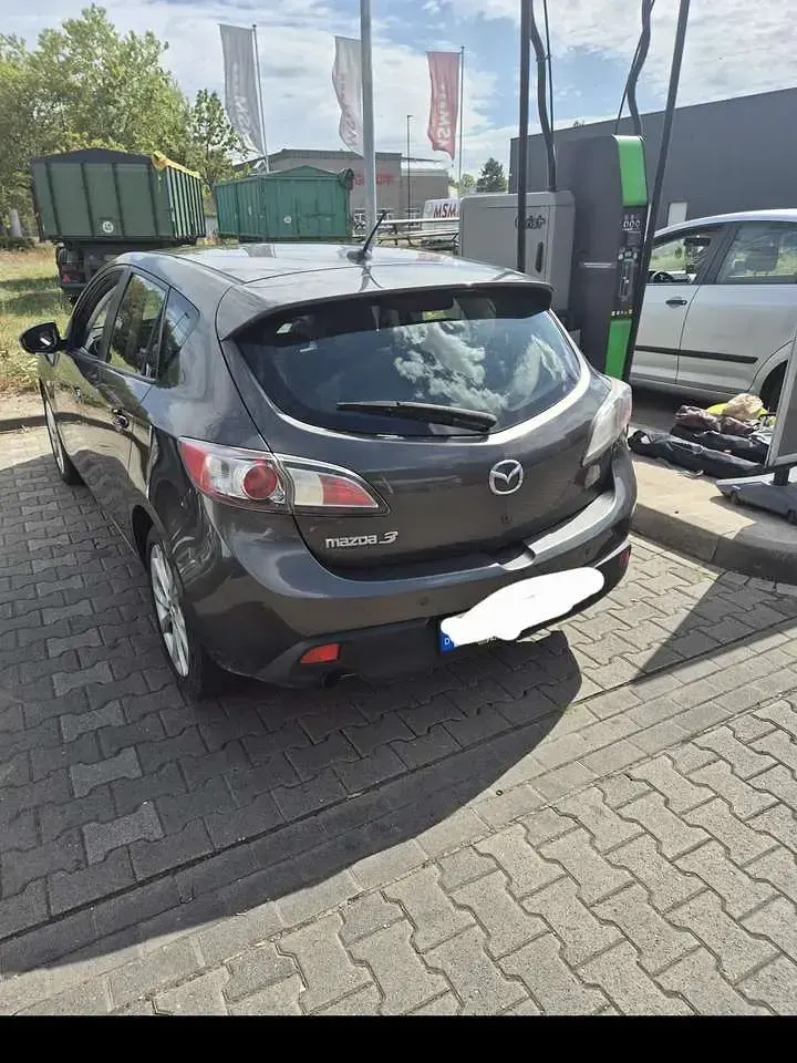 Gebraucht Mazda 3 Exclusive-Line 109 PS (80 kW) 2010 Grau Kleinwagen