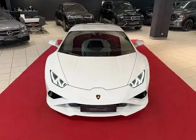 Usata Lamborghini Huracán 610 CV (448 kW) 2022 Bianco Coupé