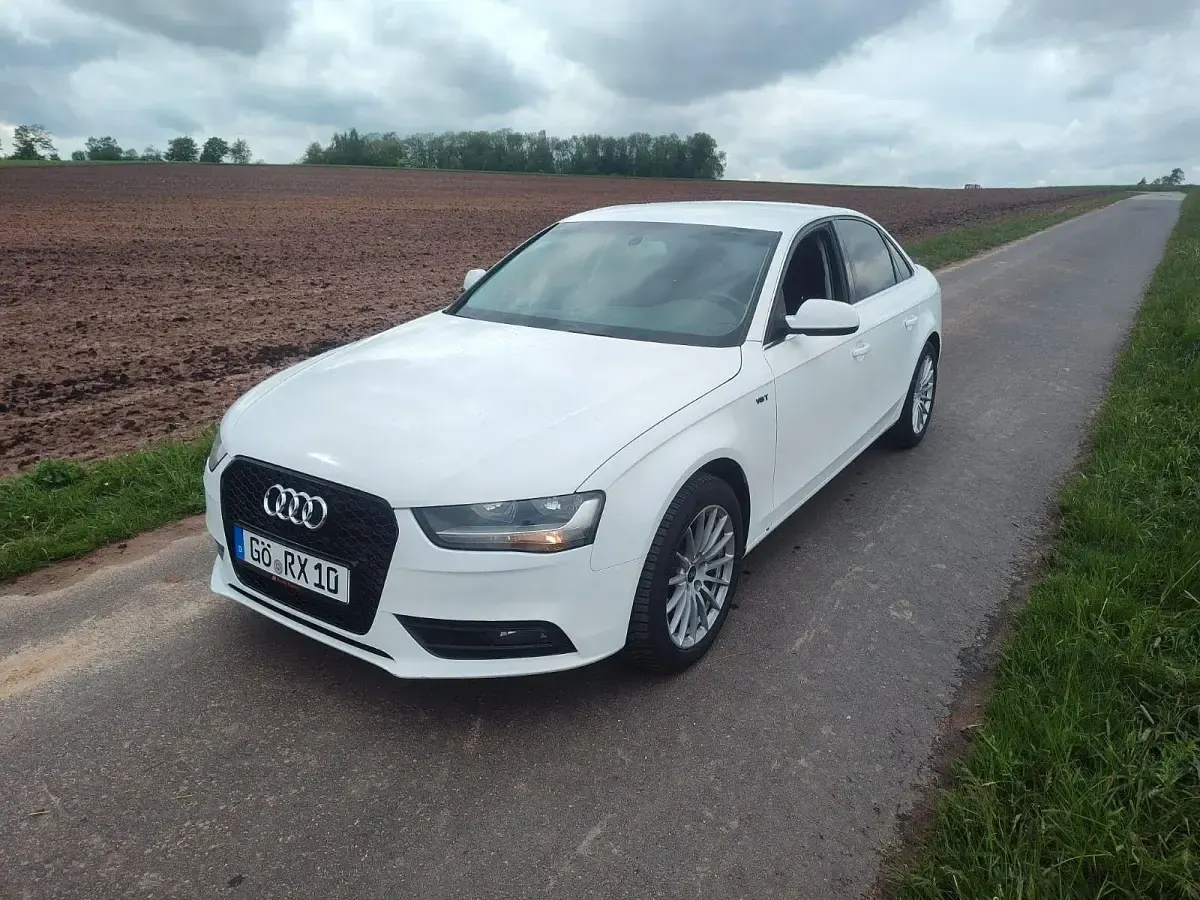 Usata Audi A4 Attraction 245 CV (180 kW) 2012 Bianco Berlina