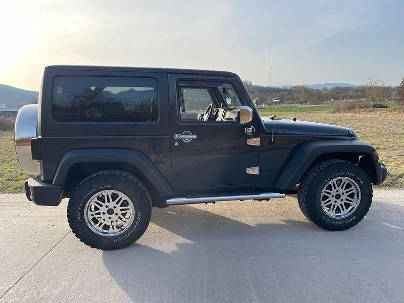 Gebraucht Jeep Wrangler Rubicon 200 PS (147 kW) 2016 Grau SUV