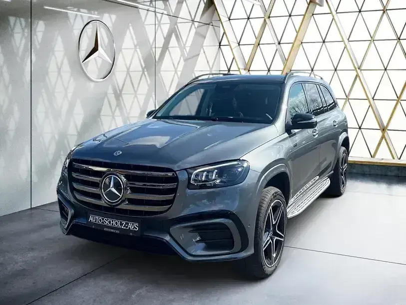 Gebraucht Mercedes GLS450 AMG 367 PS (269 kW) 2025 Metalliclack selenitgrau SUV