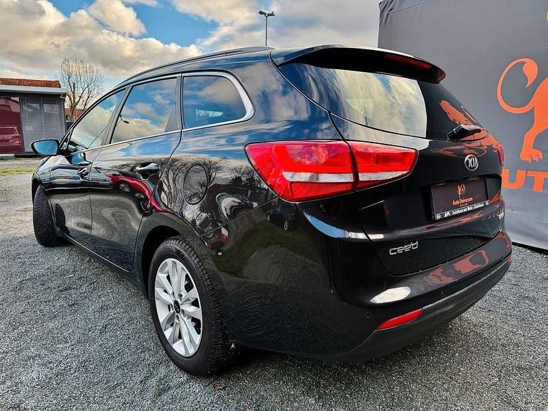 Gebraucht Kia Ceed 136 PS (100 kW) 2017 Schwarz Kleinwagen