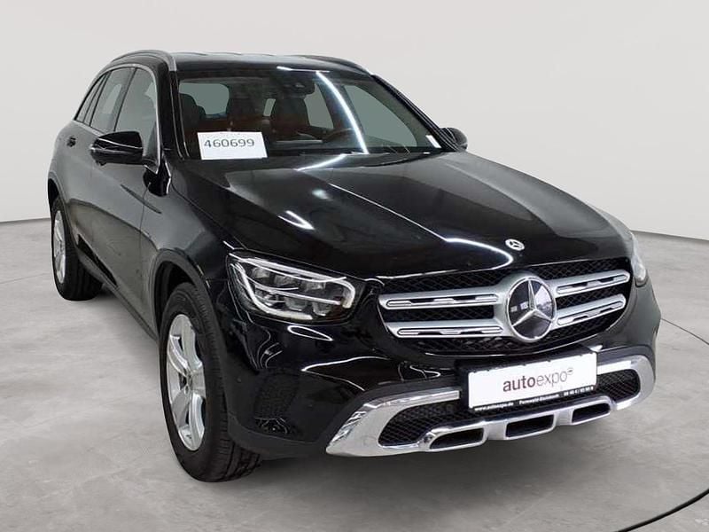 Schwarz Gebraucht 2021 Mercedes GLC300e SUV | 32.990 € (Superpreis) - Bild 1/4
