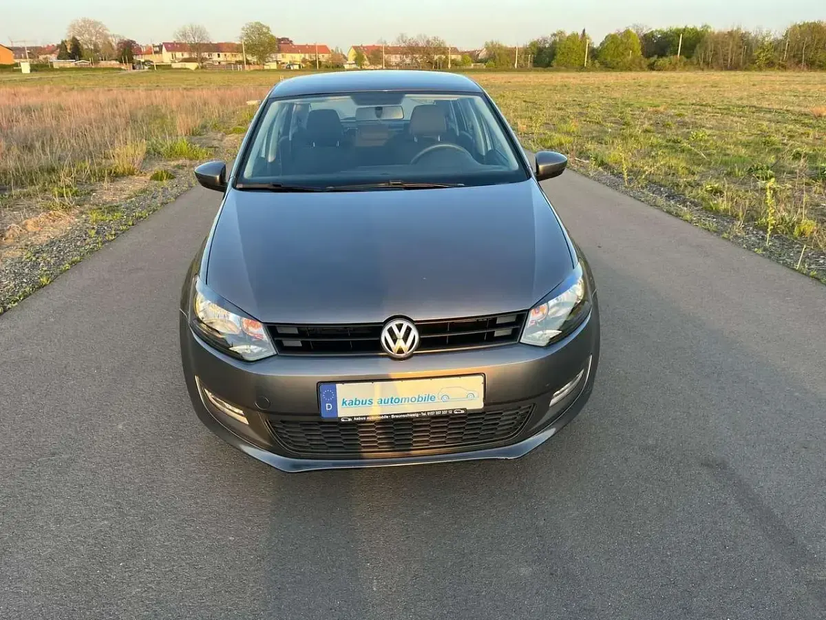 Gebraucht VW Polo Style 86 PS (63 kW) 2011 Pepper grey metallic Kleinwagen