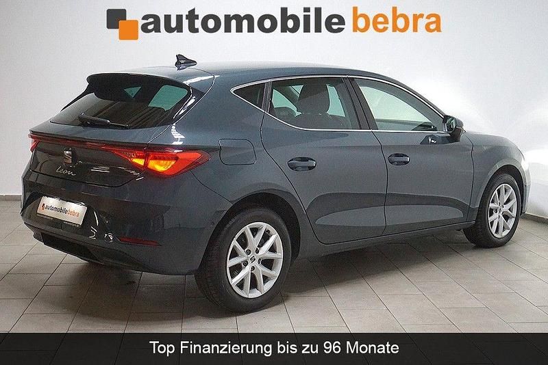 Gebraucht Seat Leon Style 116 PS (85 kW) 2025 Fjord blau Limousine