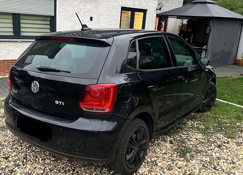 Gebraucht VW Polo 75 PS (55 kW) 2012 Schwarz Kleinwagen
