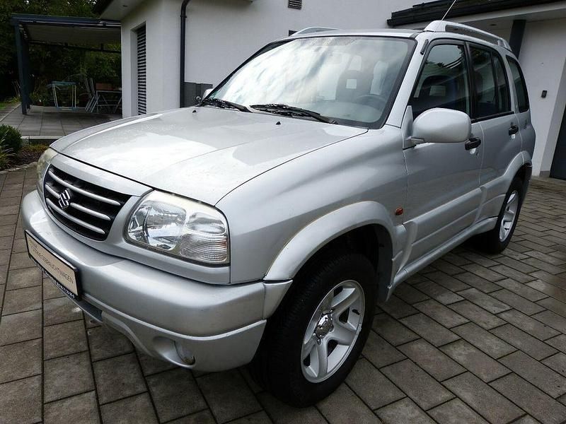 Silber Gebraucht 2003 Suzuki Grand Vitara SUV | 3.950 € (Fairer Preis) - Bild 1/4