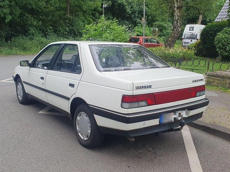 Gebraucht Peugeot 405 69 PS (50 kW) 1990 Weiß Limousine