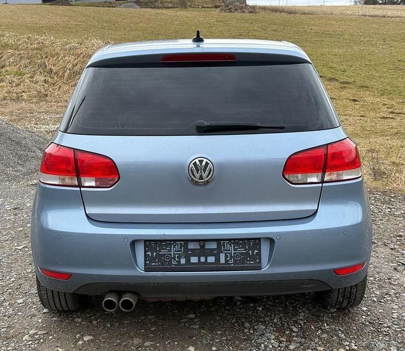 Gebraucht VW Golf VI Style 140 PS (102 kW) 2011 Blau Kleinwagen